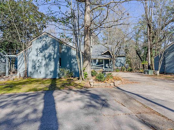 3rd image of 4031 Indian Run Dr