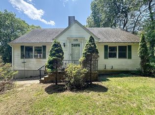 118 Black Ash Rd, Oakdale, CT 06370