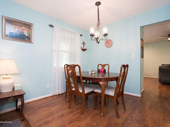 5th image of 3927 Riveroaks Ln