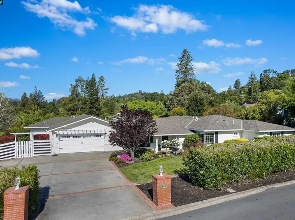 66 Van Ripper Ln, Orinda, CA 94563