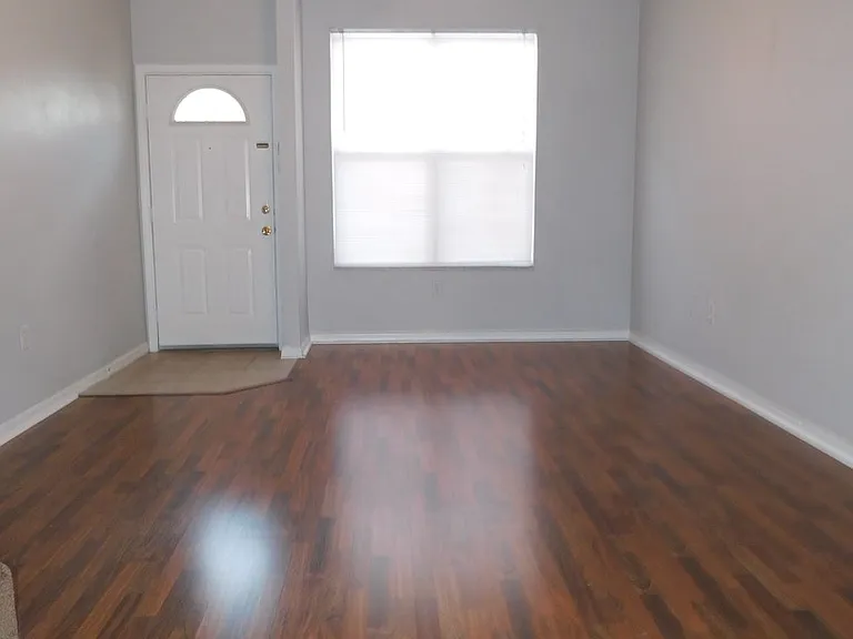 3920 SW 20th Ave #1302 — Photo 3