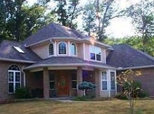 1762 Liberty Woods Dr, Goshen, OH 45122