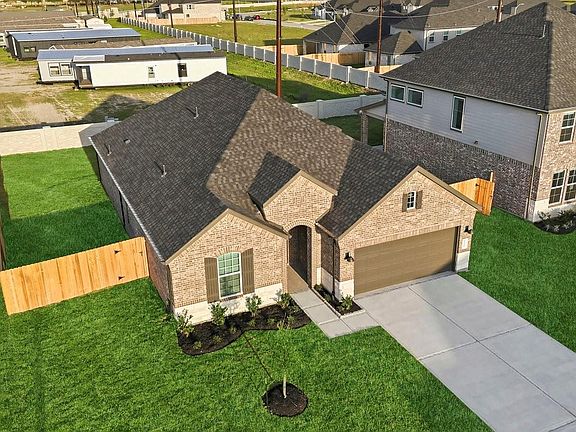 2nd image of 3005 Pasture Ln