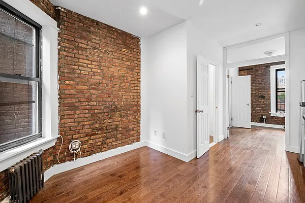 Rented by Living New York | media 11