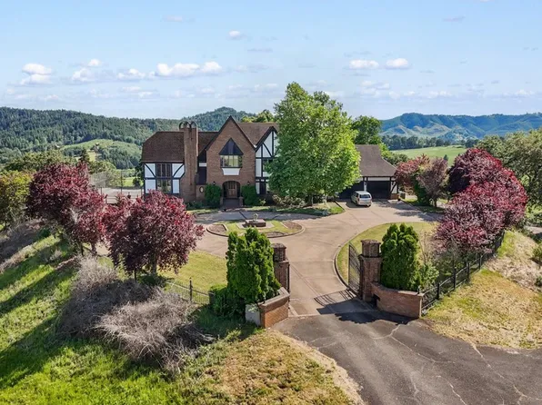 331 Metz Hill Rd, Oakland, OR 97462