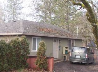 75 Maple St, Shady Cove, OR 97539