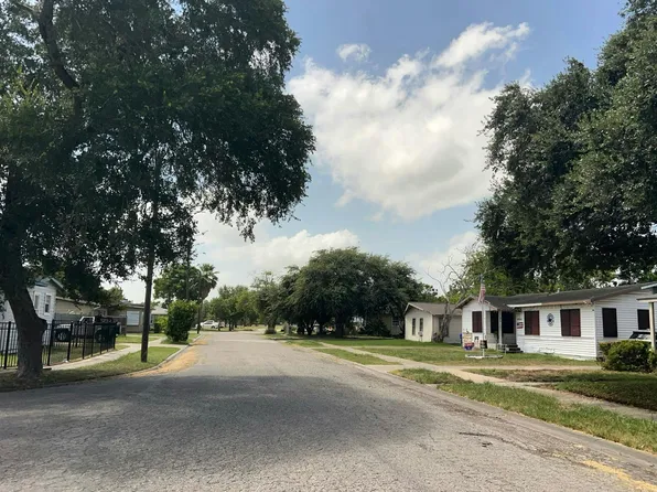 3934 Redwood St, Corpus Christi, TX 78411