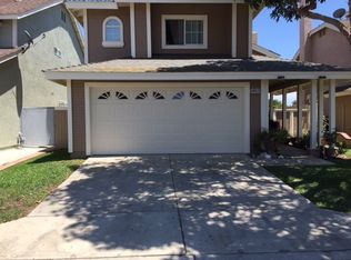 319 Lisabeth Cmn, Santa Ana, CA 92703
