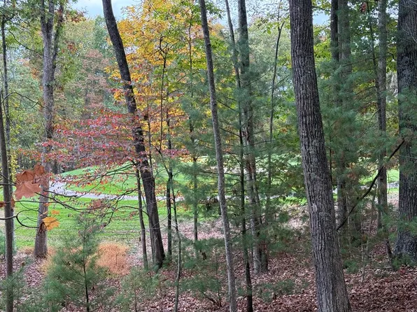 125 Charles Ln, Daniels, WV 25832