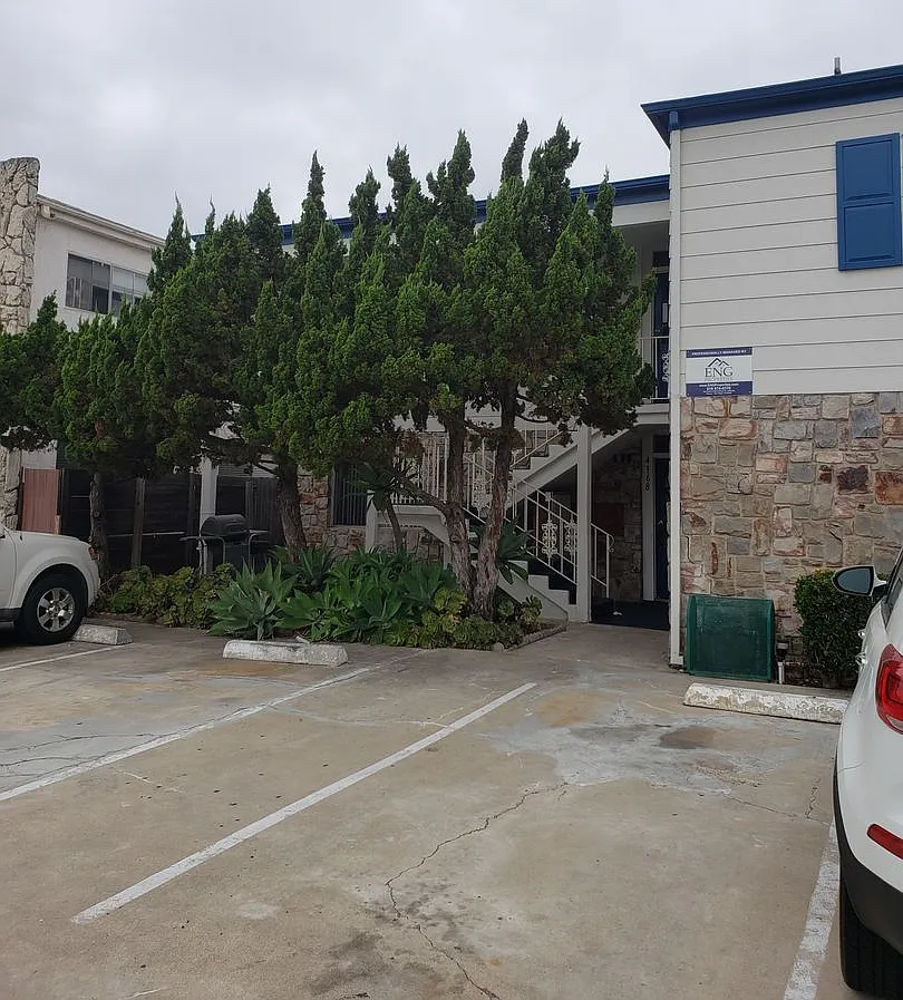 Recently Remodeled 1br In North Park | Parking & Laundry — Photo 3