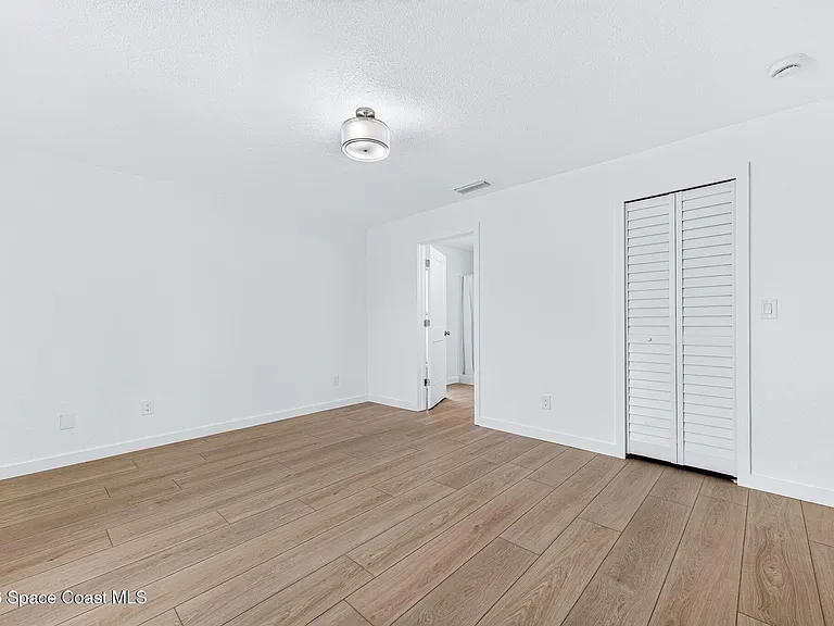 711 Avalon St SE — Photo 20