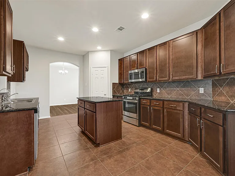 5331 Seabird St — Photo 18
