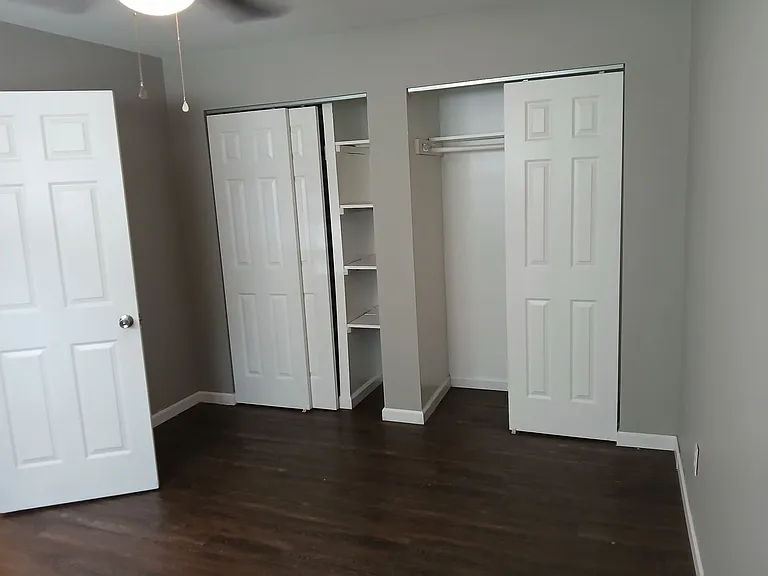 904 Georgian Dr — Photo 6