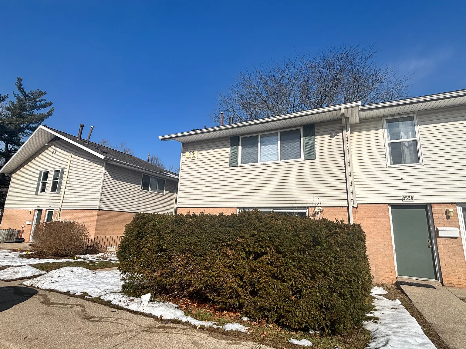 1 bed, 682 sqft, $995 — Photo 2