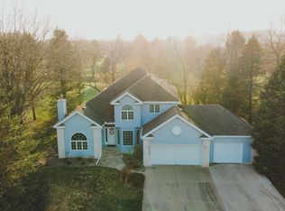 2573 Golf View Rd, Decorah, IA 52101