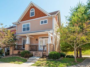 7 Walnut Springs Dr, Asheville, NC 28804