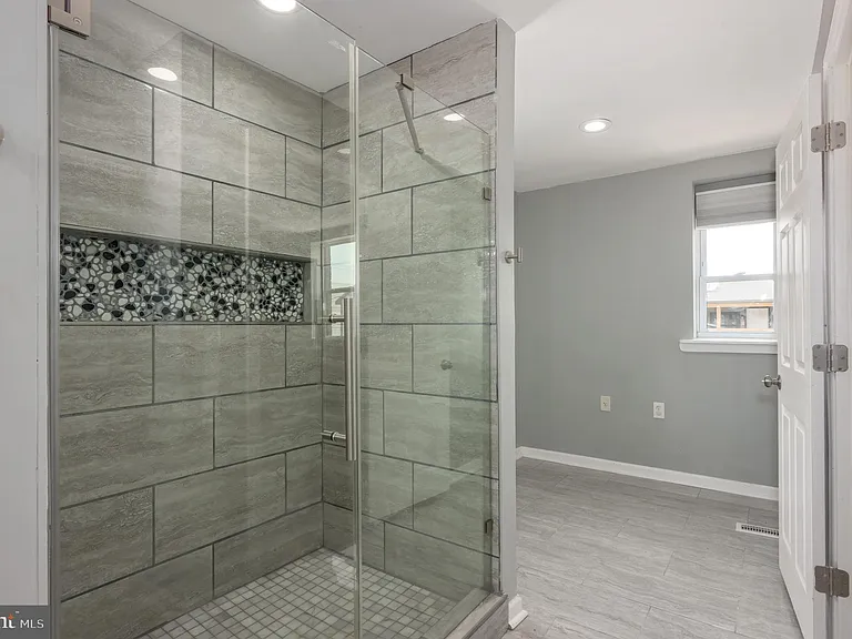4616 Curtis Ave #B — Photo 13