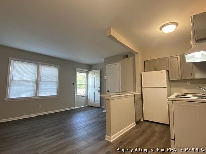 5th image of 650 Pershing St #B