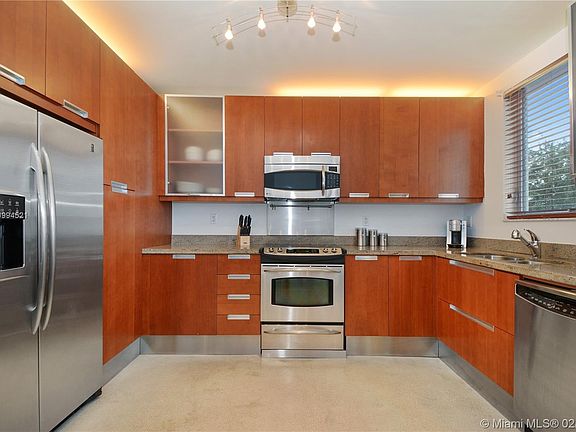 5th image of 163 N Shore Dr #163-4