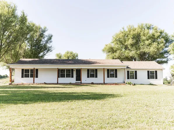 36 Round Prairie Road, Louisburg, MO 65685