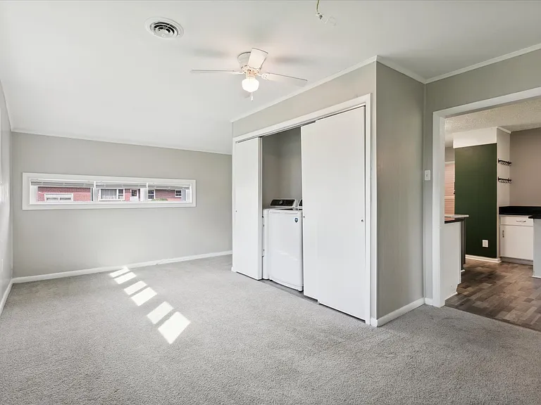 72 Ferguson Ln — Photo 32