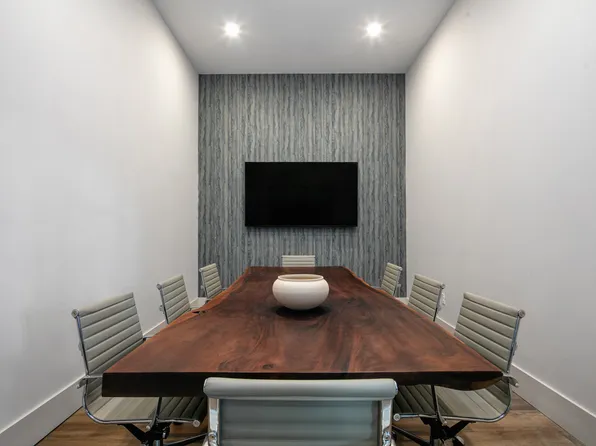 400 Claremont Avenue image 26 of 39