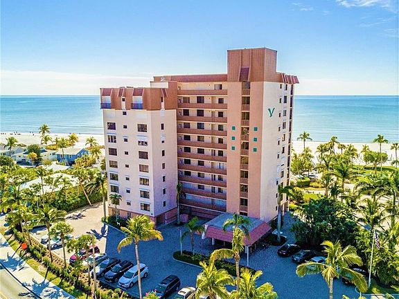 2nd image of 2810 Estero Blvd APT 914