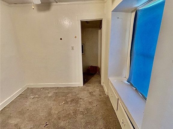 5th image of 30144 Thomas St