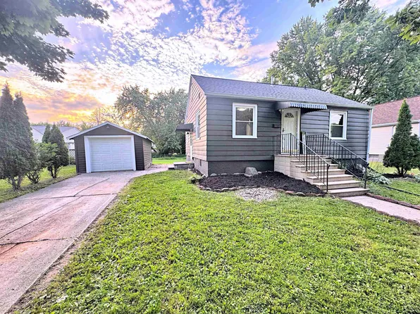 424 Goodell St, Green Bay, WI 54301