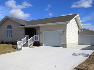 2875 40th Ave, Columbus, NE 68601