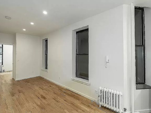 5th image of 364 3rd Ave APT 4
