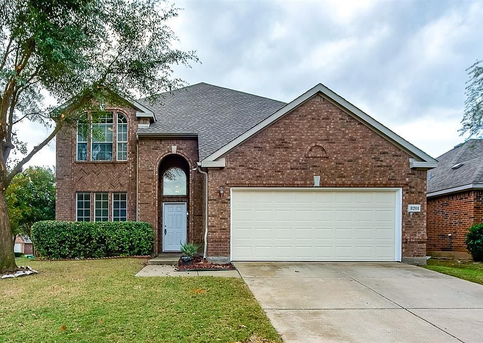 1st image of 8201 Livingston Ln