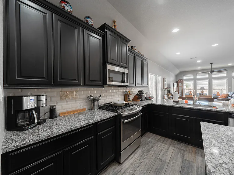 8840 Pinto Cyn — Photo 11