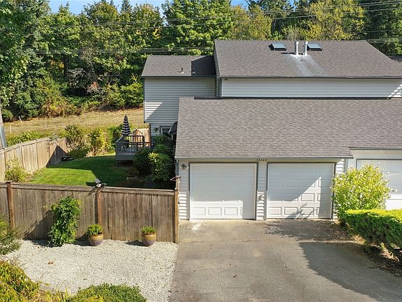 2nd image of 13722 135th Avenue NE