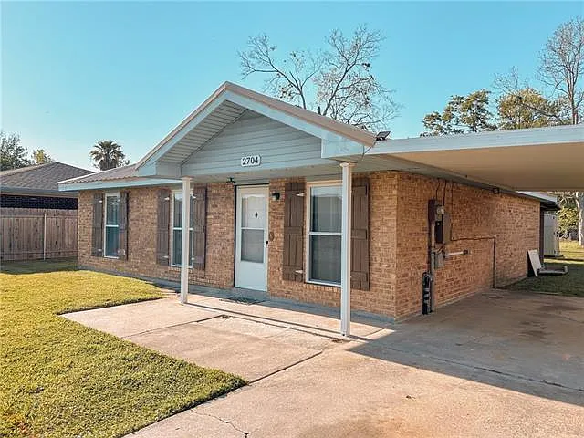 2704 Sieglinde Ct — Photo 2