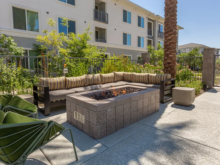 The Amelia Luxury Apartments — Photo 32