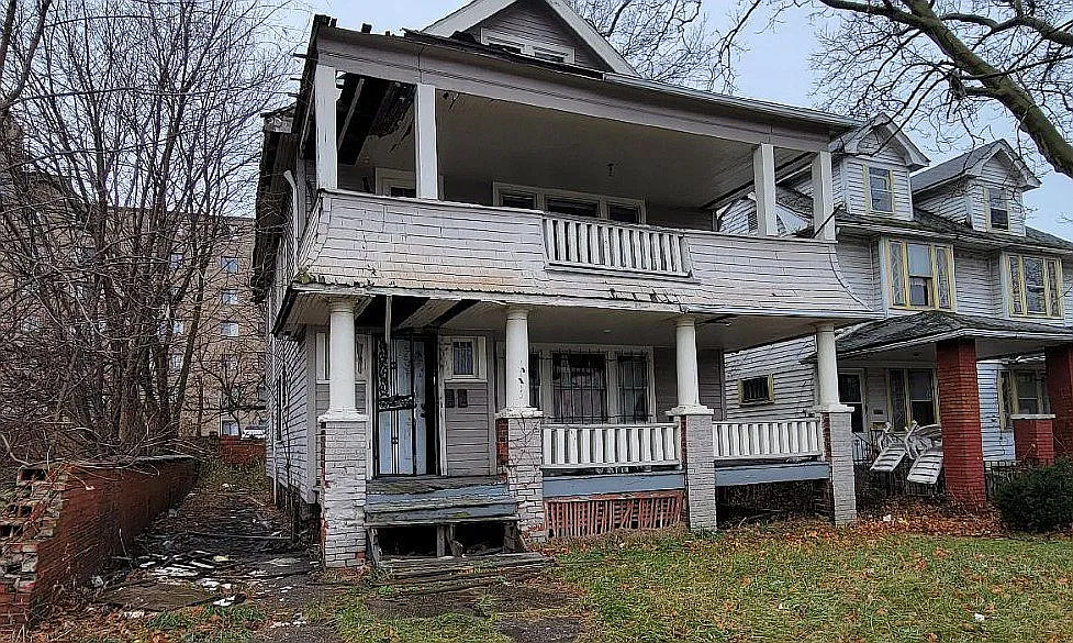1776 Taylor Rd photo 1