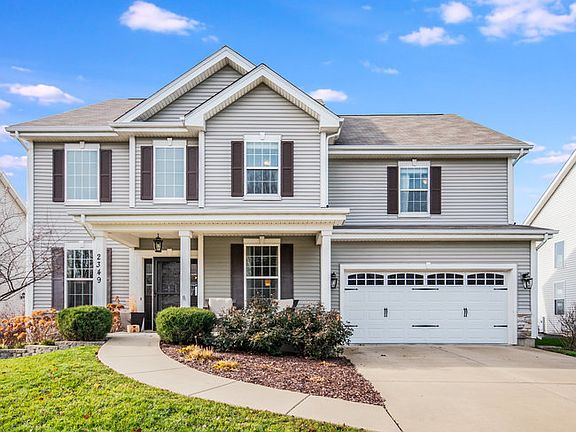 2nd image of 2349 River Hills Ln
