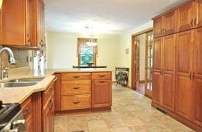 Beautifully updated kitchen!