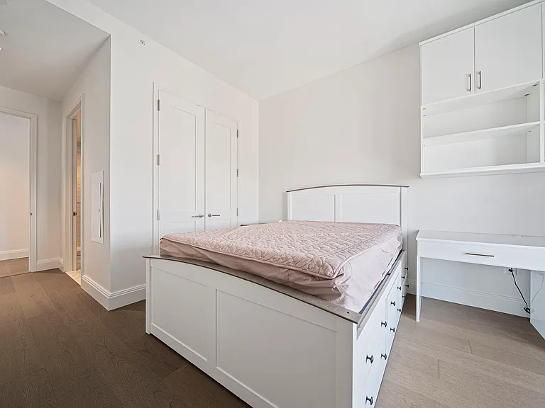 240 Devonshire St #5112 — Photo 41