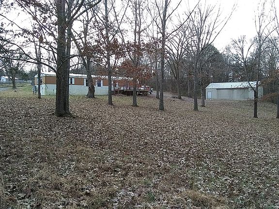 5th image of 291 Forest Cir