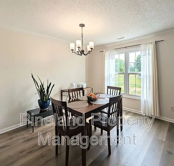501 Camden Rd — Photo 6