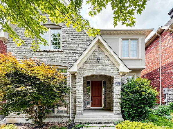 52 Dungannon Dr, Markham, ON L6C 0K1
