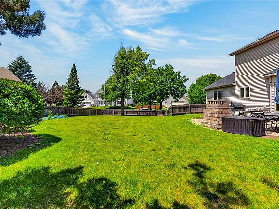 4th image of 7129 Countrywood Ln