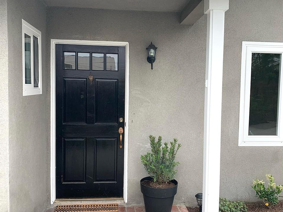 1st image of 119 23rd St