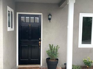 119 23rd St, Costa Mesa, CA 92627