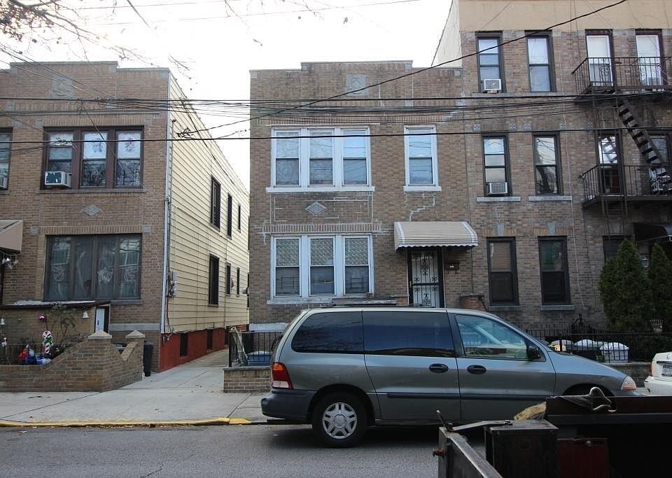 1st image of 1030 66th St