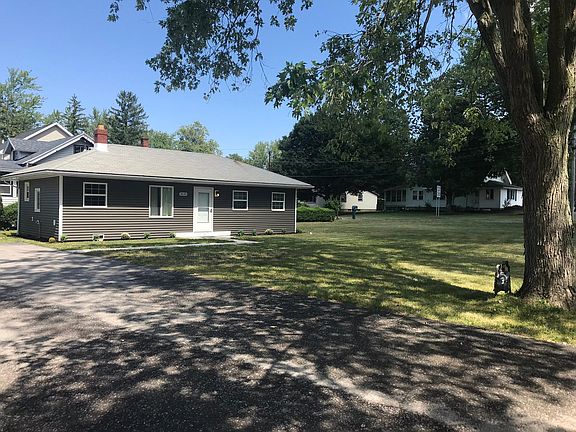 3rd image of 3640 Southwestern Blvd