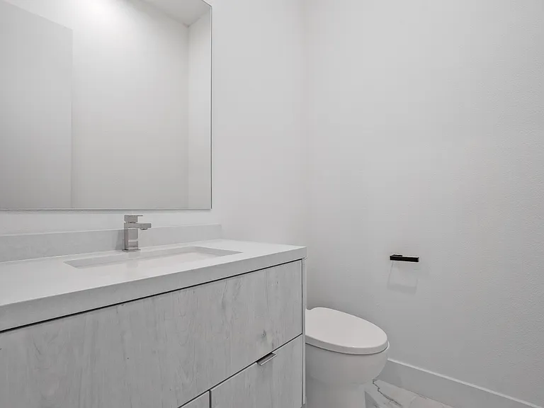 4322 Roseland Ave #9 — Photo 5