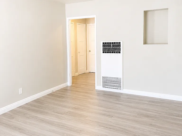 404 E Freeland St #2 — Photo 8